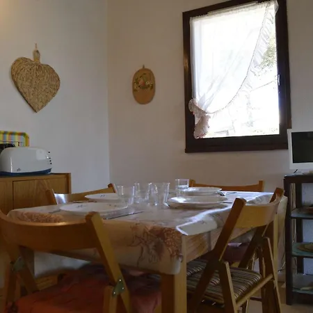 Apartment Moderne Avec Terrasse A 1500m De La Plage, Parking Prive, Lave-linge, 4 Couchages - Fr-1-249-177 *